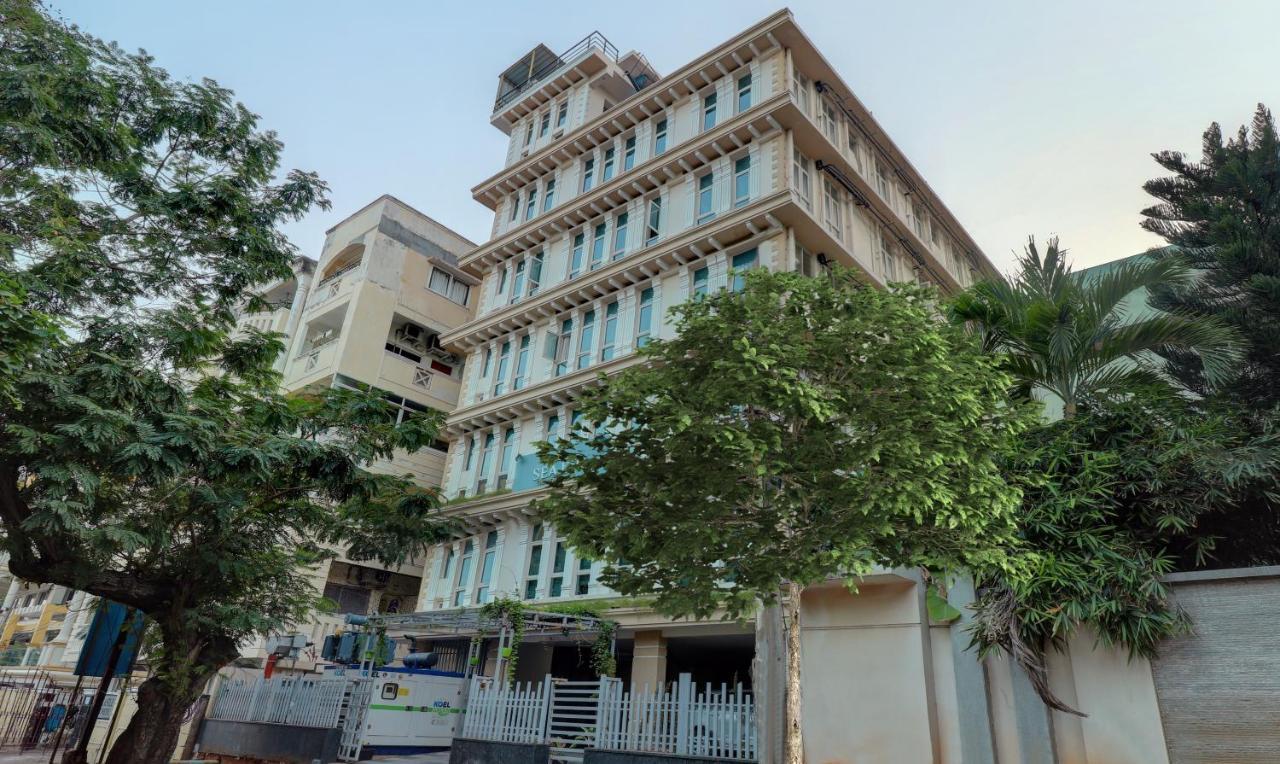 Treebo Seaesta Rk Beach Hotel Visakhapatnam Exterior photo