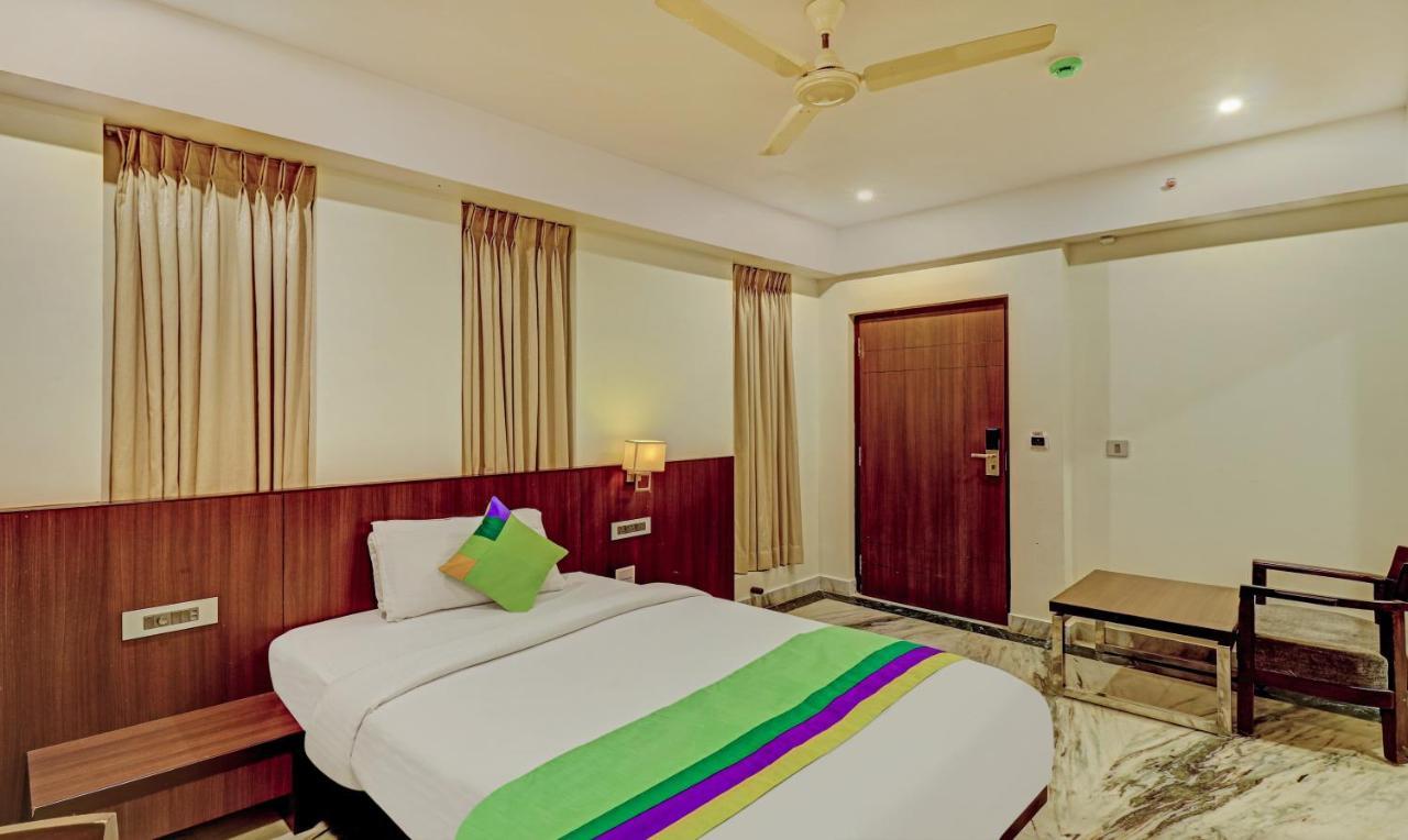 Treebo Seaesta Rk Beach Hotel Visakhapatnam Exterior photo